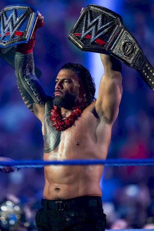 Biography: Roman Reigns Biography: Roman Reigns