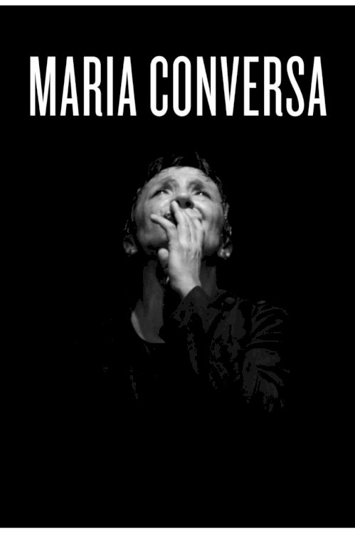 Maria converses Maria converses